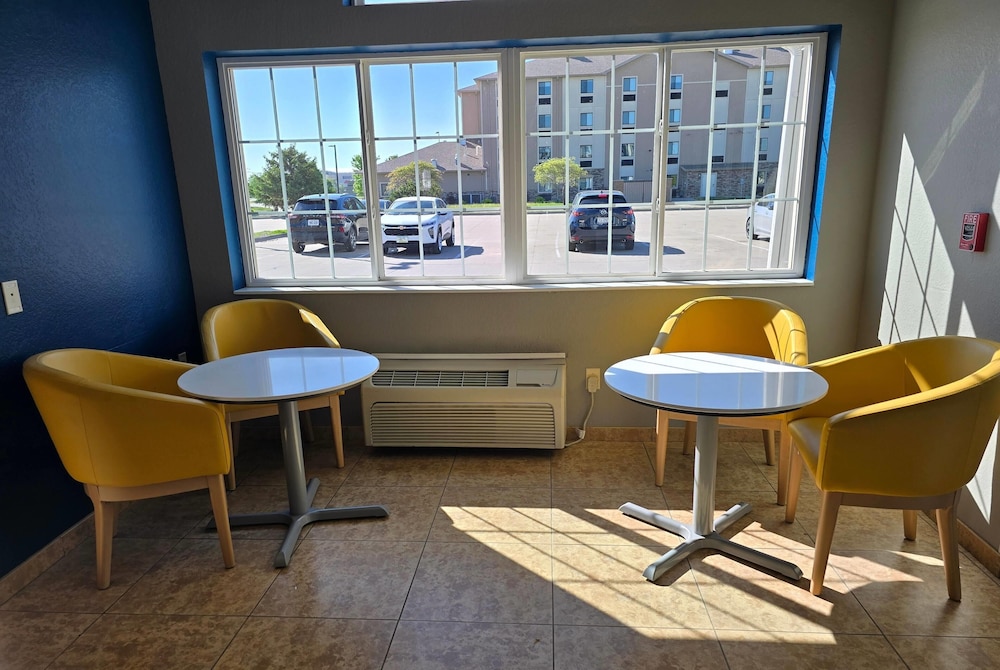 Microtel Inn Council Bluffs 35/50