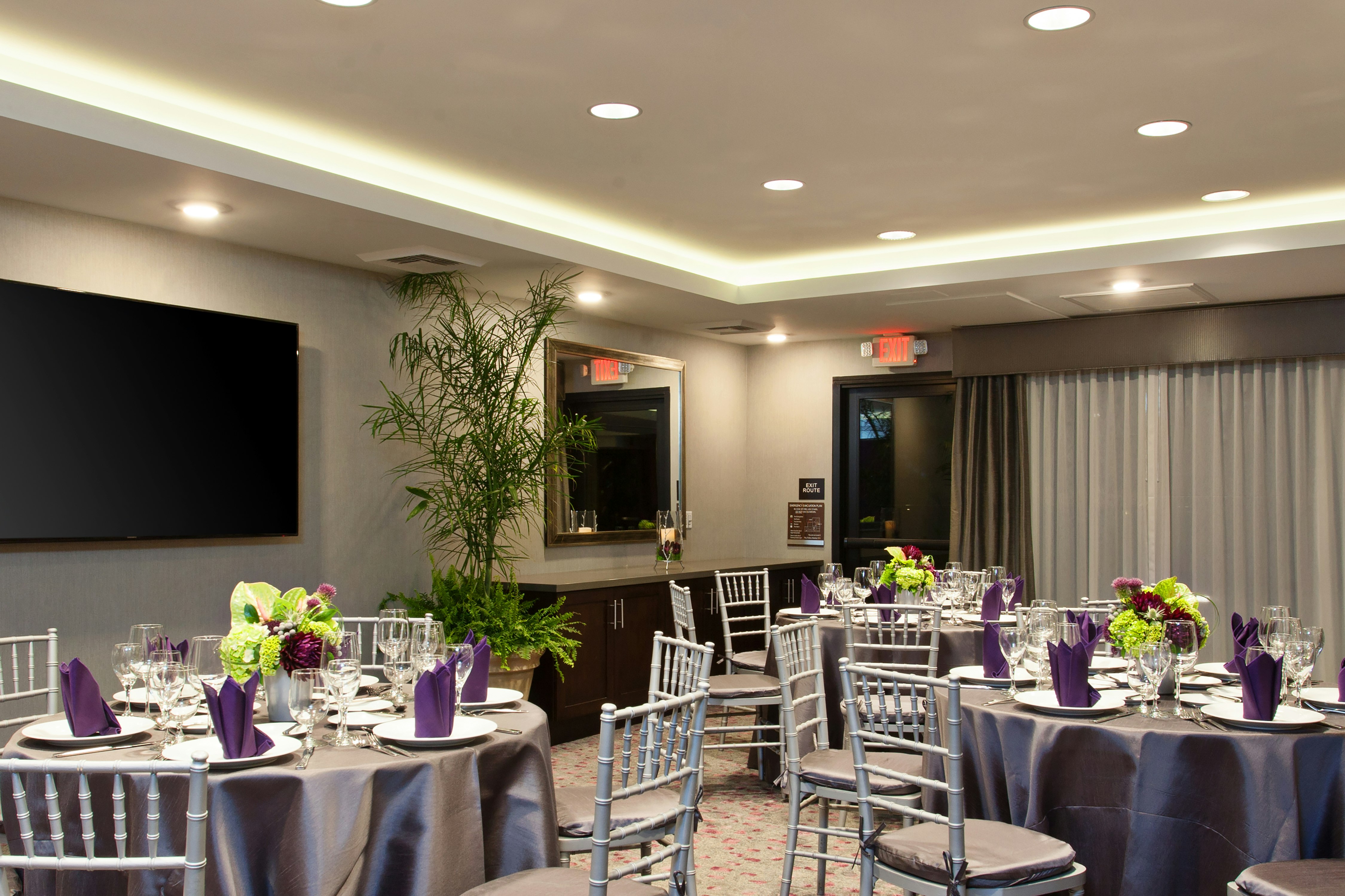 Hilton Garden Inn Irvine / Orange County Airport 25/30