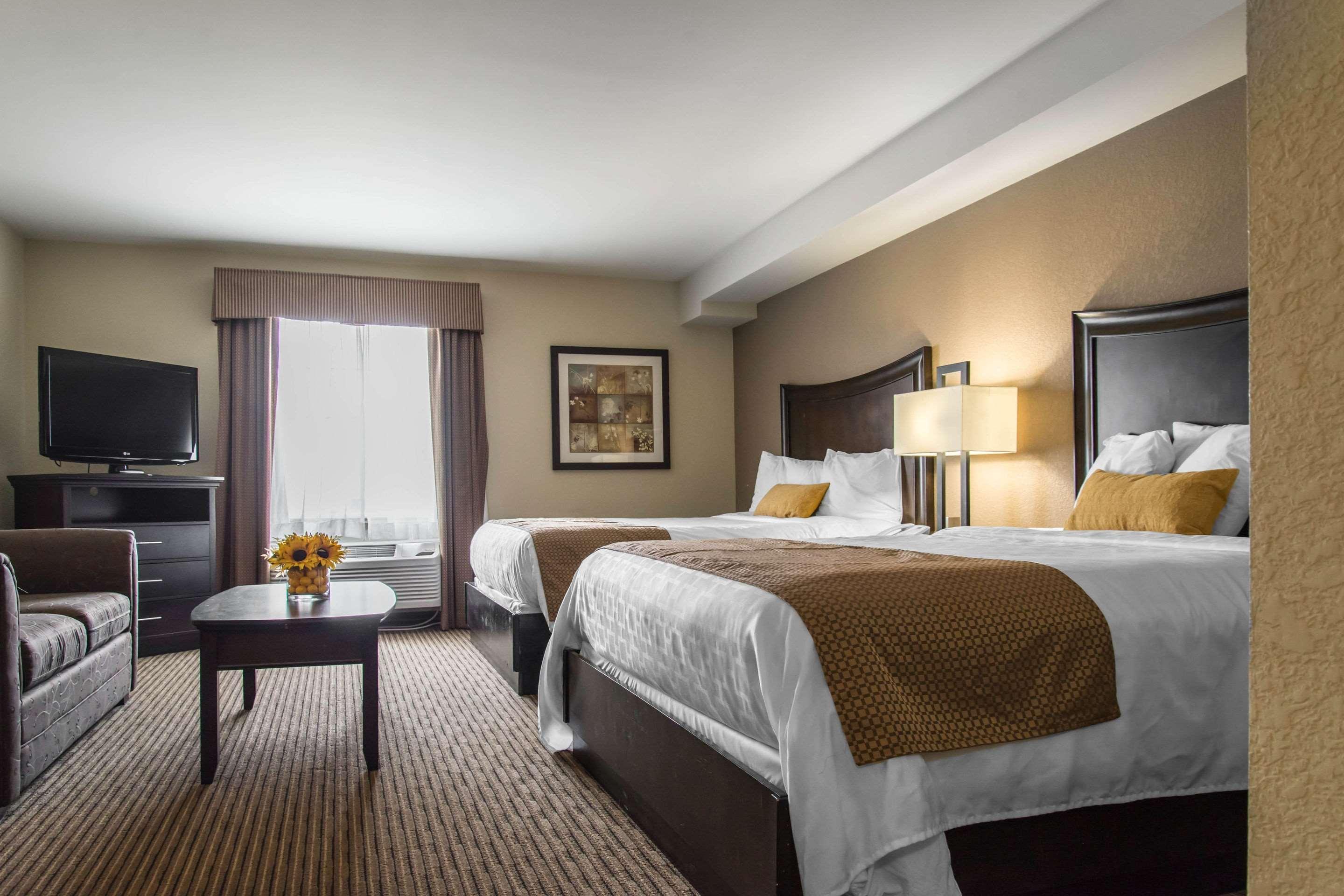 UPGRADE, EFFICIENCY, SUITE, 2 QUEEN BEDS