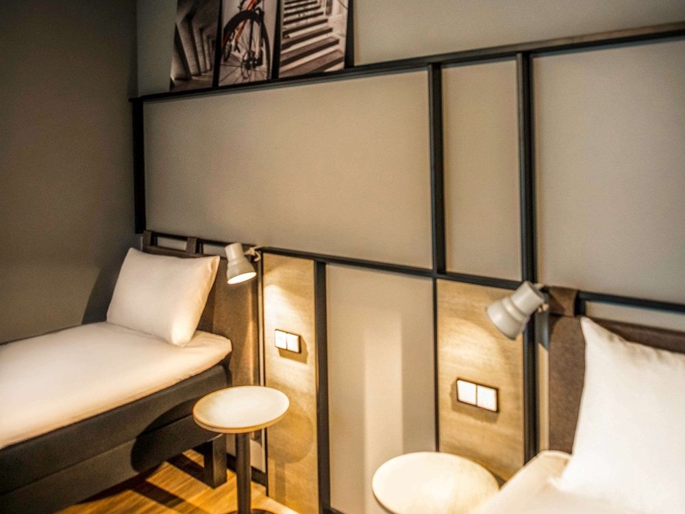 ibis Wels 43/43