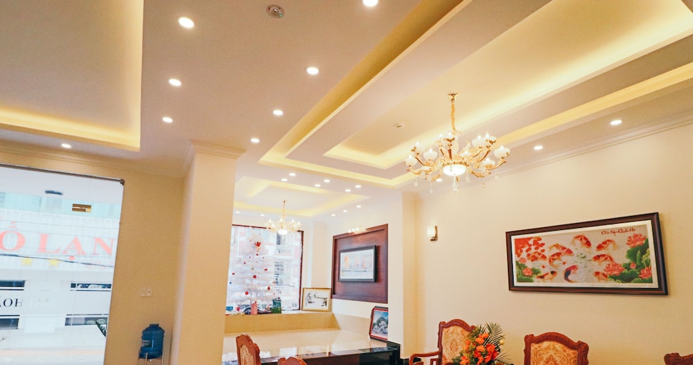 Mai Hoang Hotel 13/70