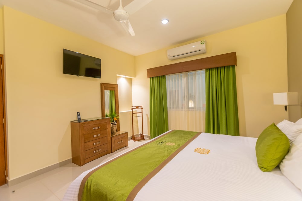 Hotel Ecce Inn 2/32