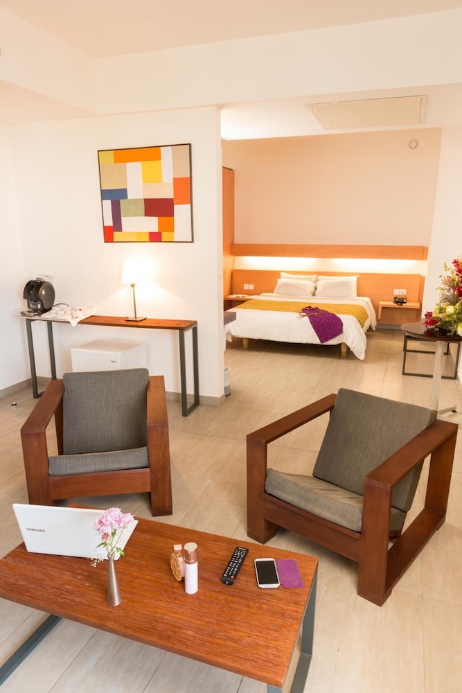 Hotel Onomo Abidjan Airport 38/78
