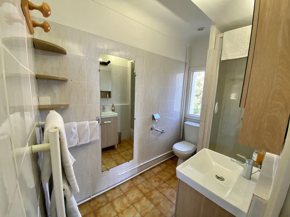 Hotel La Bellaudiere 35/37