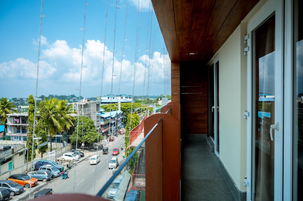 Hotel Mansha Regency 41/50