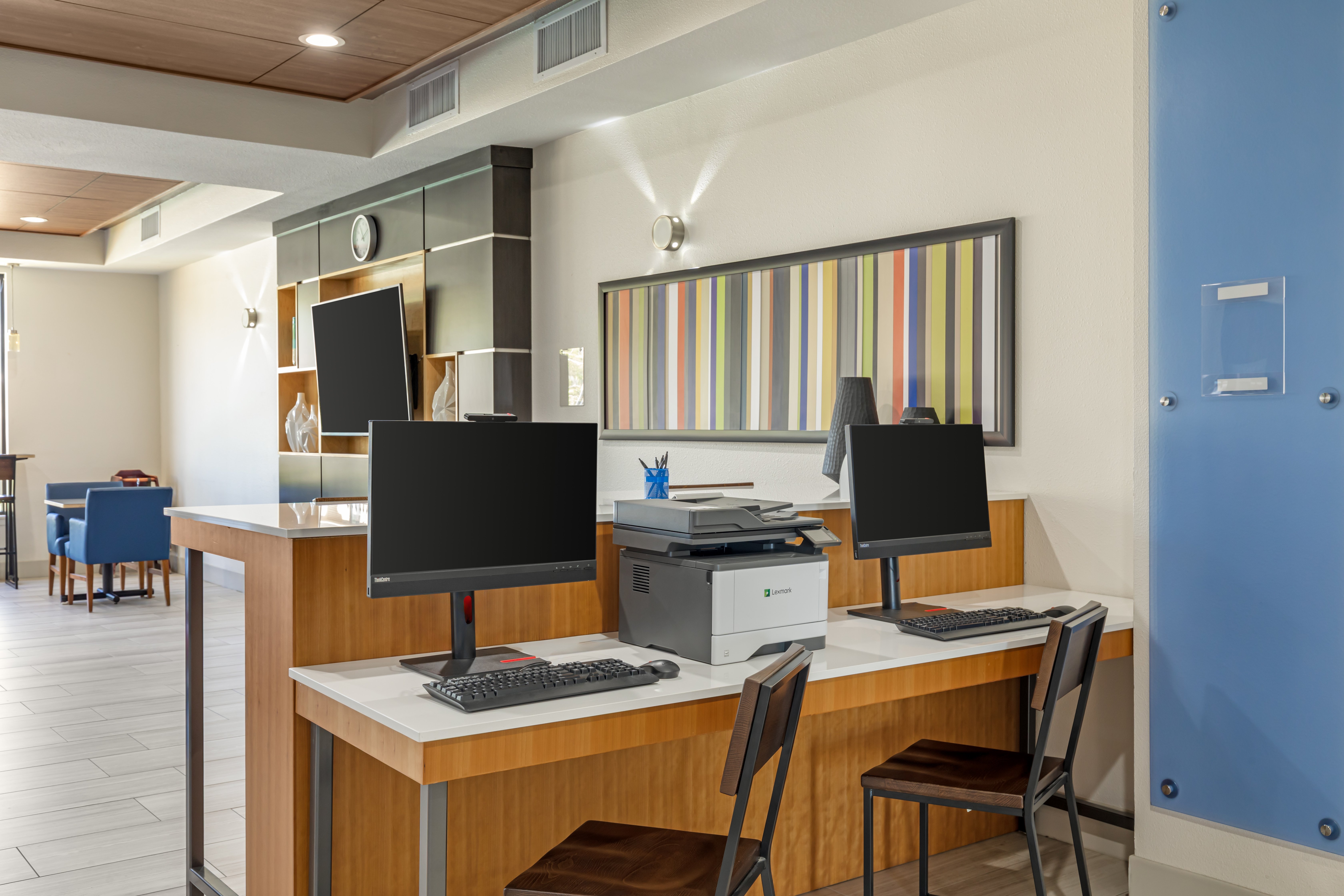 Holiday Inn Express Hotel Suites Fairfield North 54/63