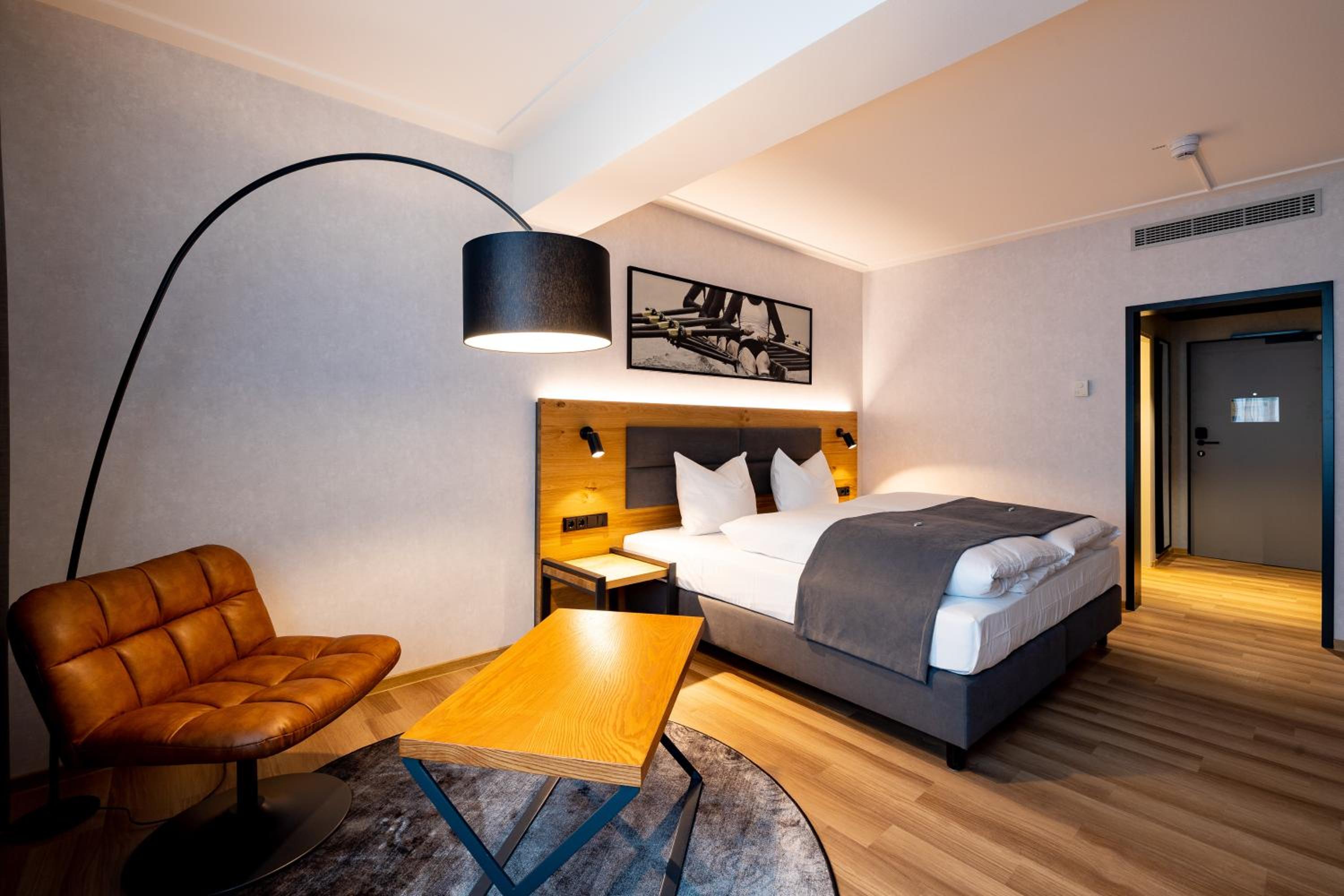 Standard, Double Bed
