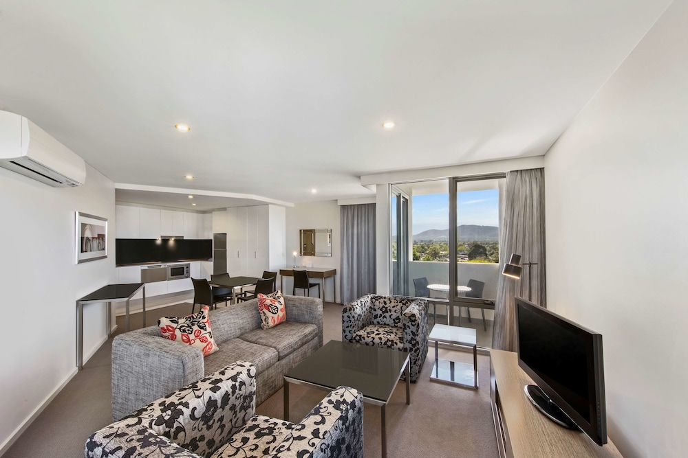 Adina Serviced Apartments Canberra Dickson 37/57