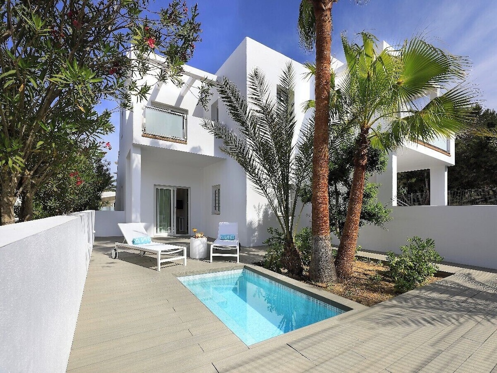 Blanco Hotel Formentera 49/53