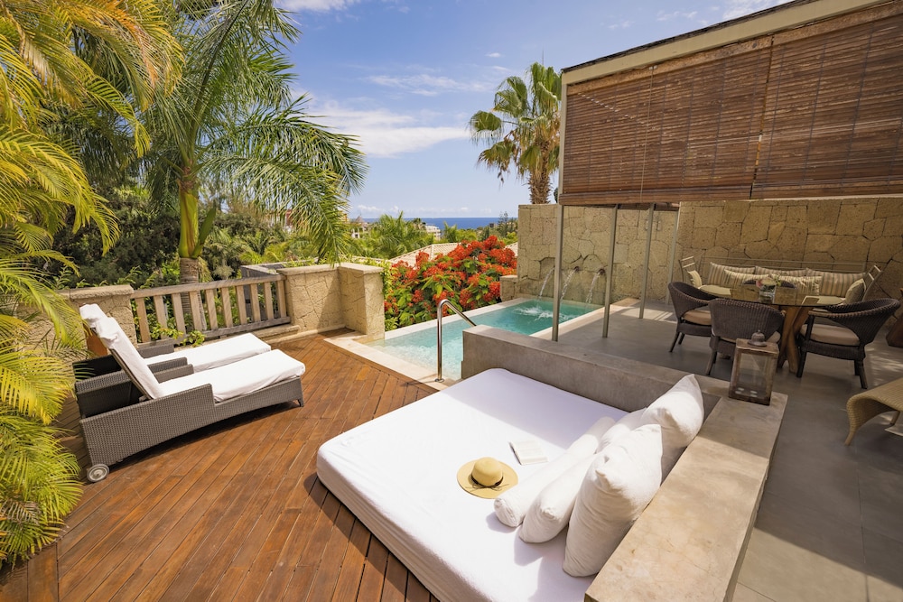 The Villas at Gran Hotel Bahia del Duque 35/50