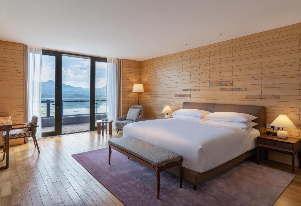 2 Bedrooms, Presidential, Suite, 2 King Beds