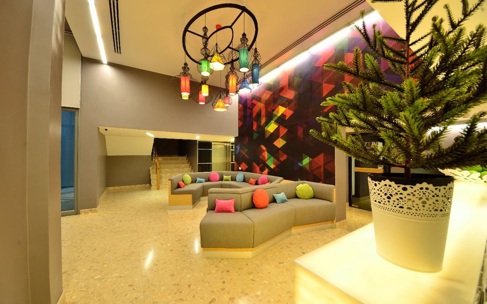 Bizotel Premier Hotel & Residence 24/41