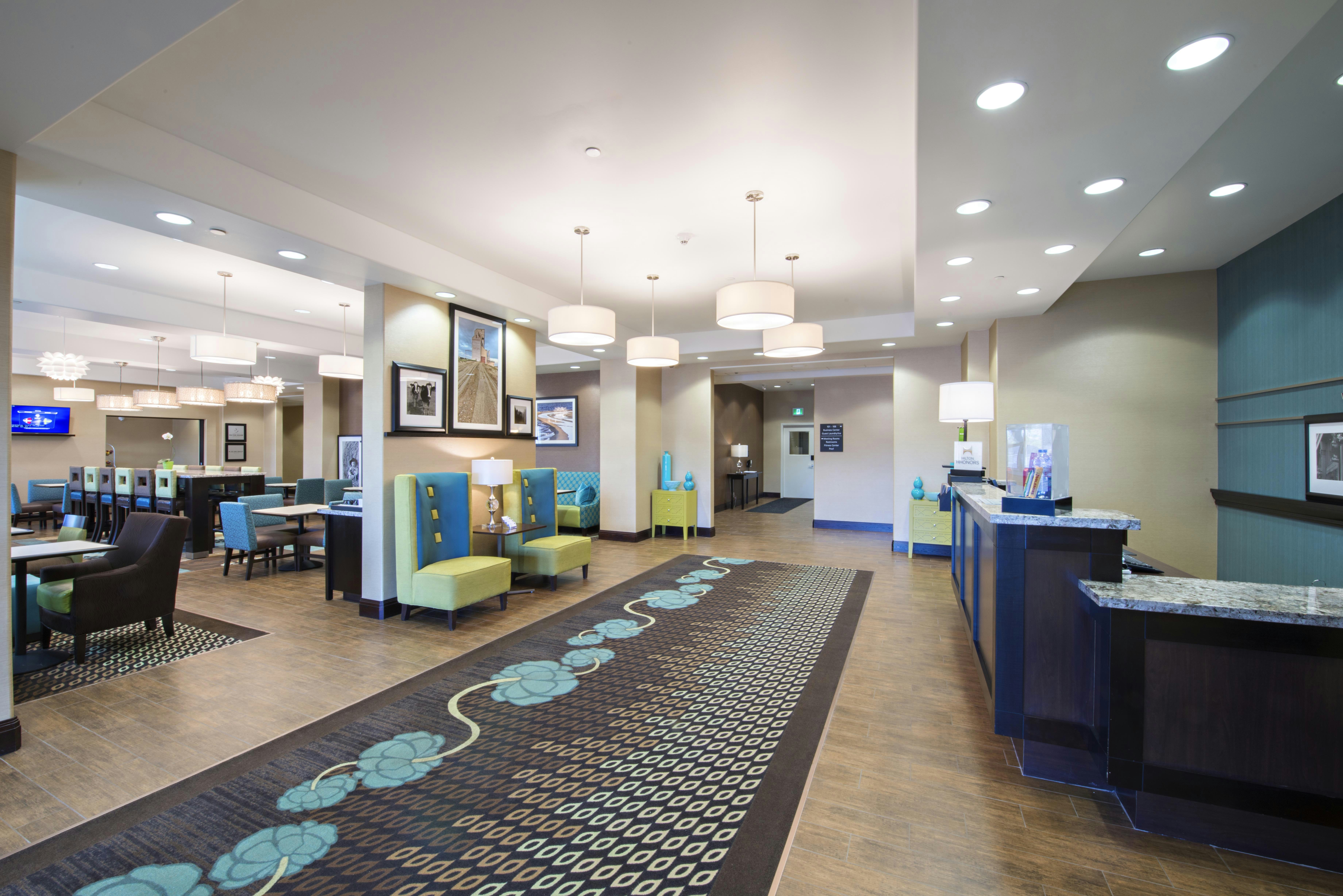 Hampton Inn Saskatoon South 20/20
