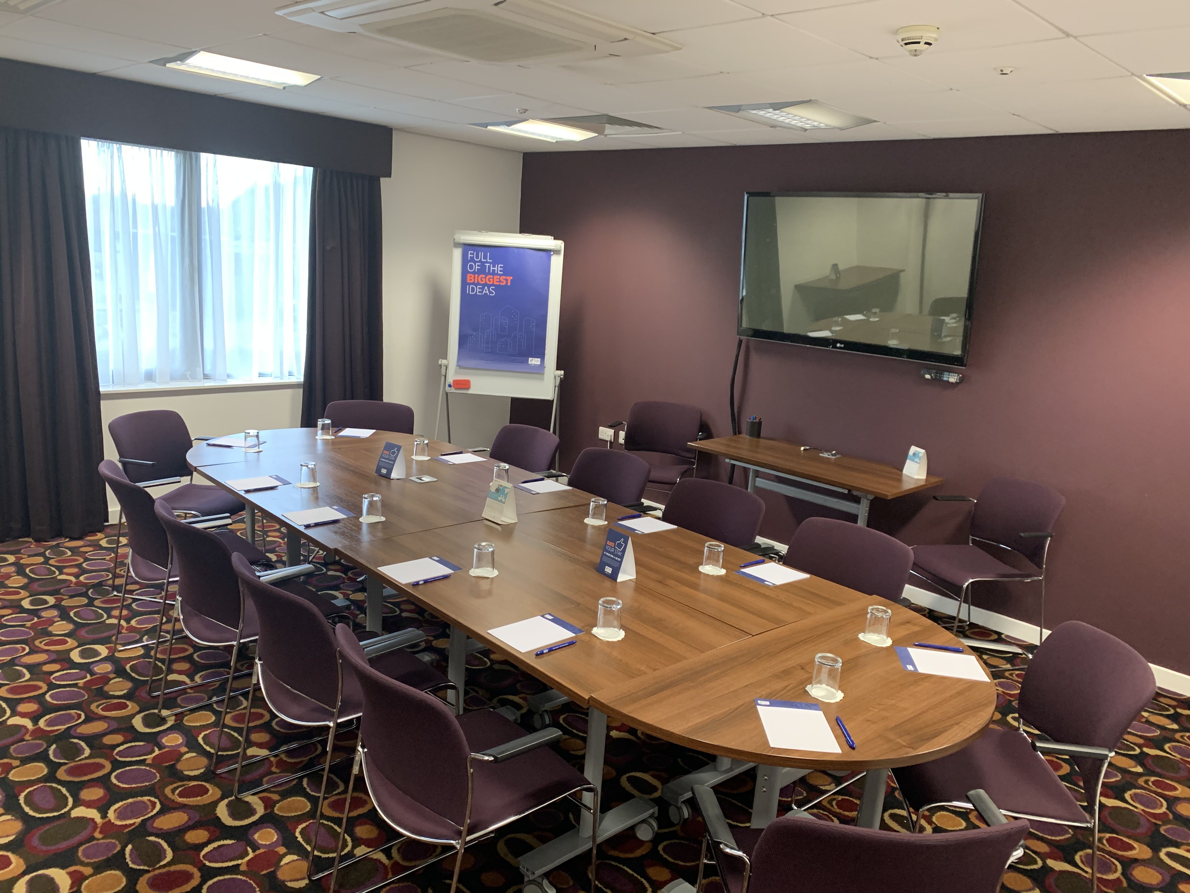 HOLIDAY INN EXPRESS BIRMINGHAM-SOUTH A45 25/30