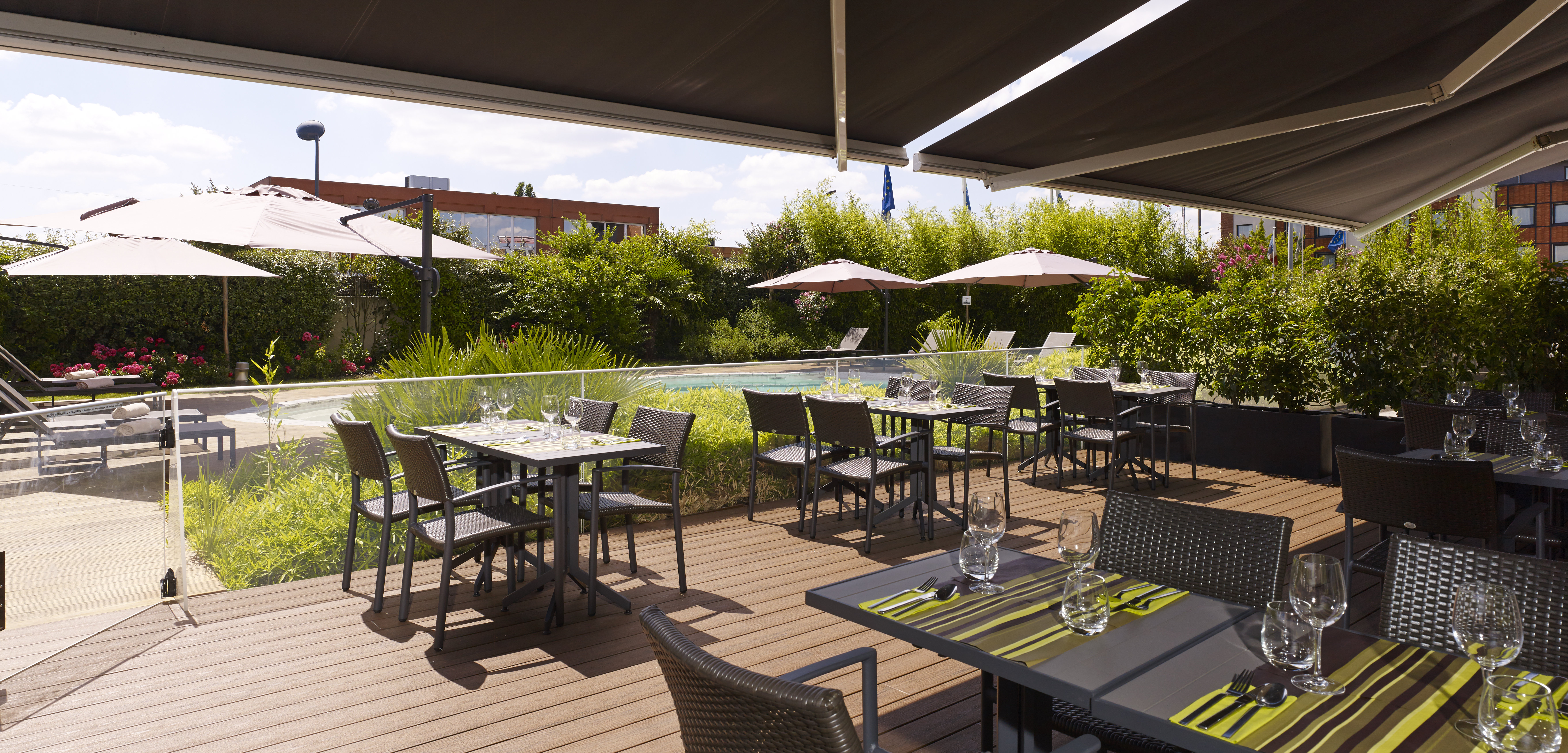 HOLIDAY INN EXPRESS TOULOUSE AIRPORT 37/56