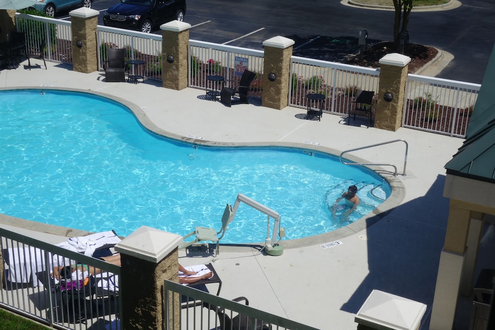 Homewood Suites By Hilton Durham Chapel Hill I 40 3/67