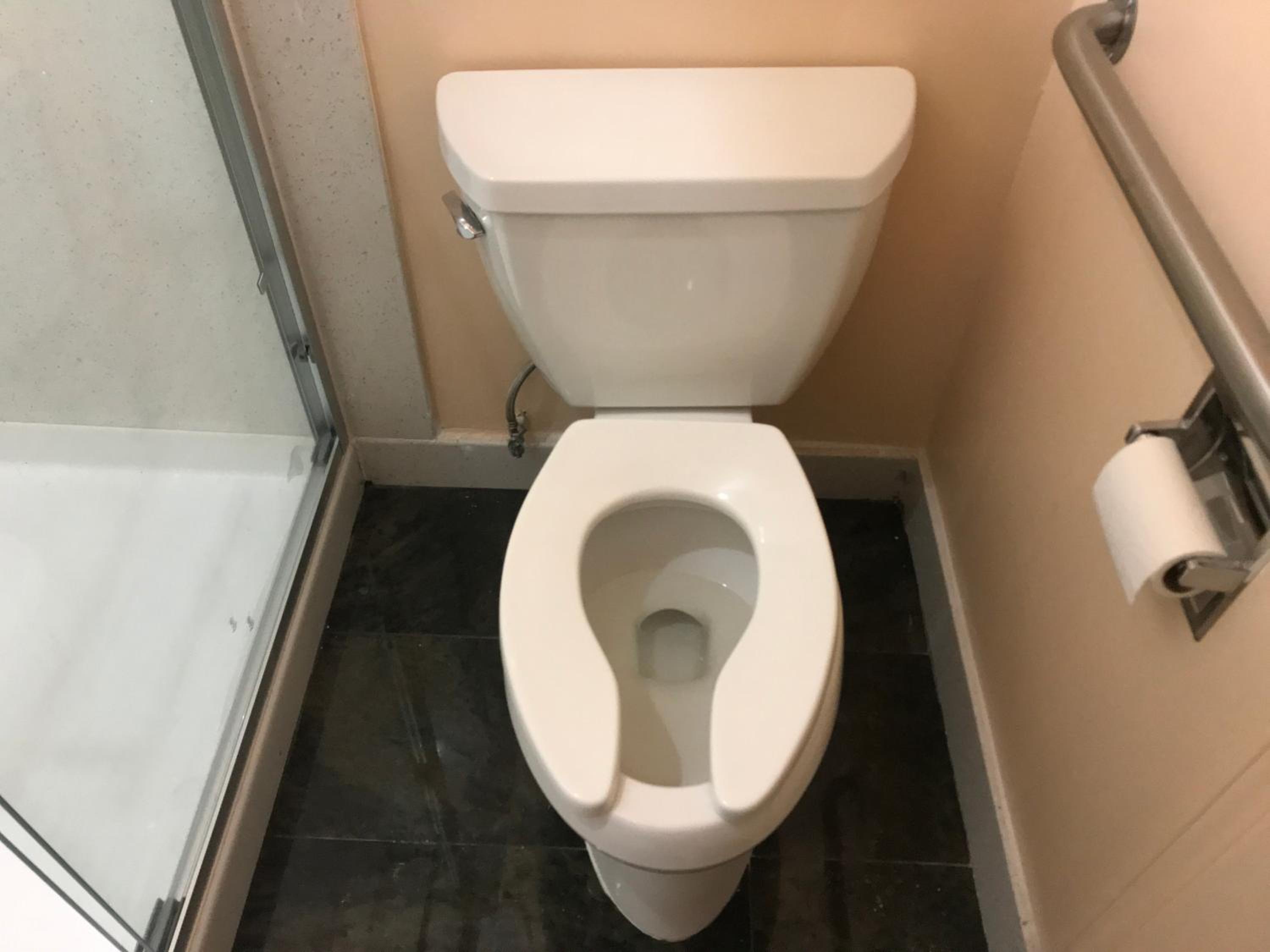 Boston Hotel 18/25