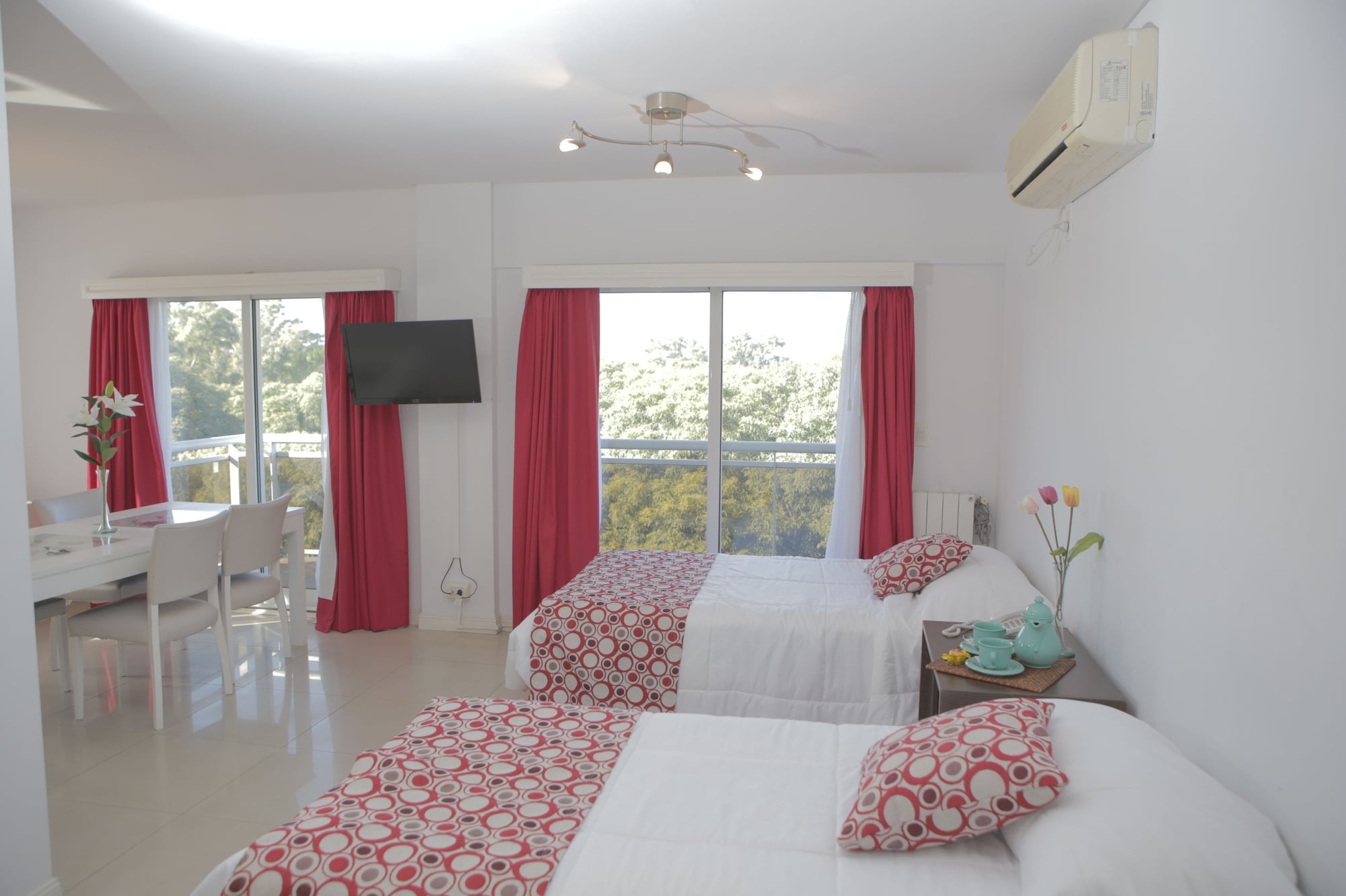 2 BEDROOMS, FAMILY, APARTMENT, PARK VIEW