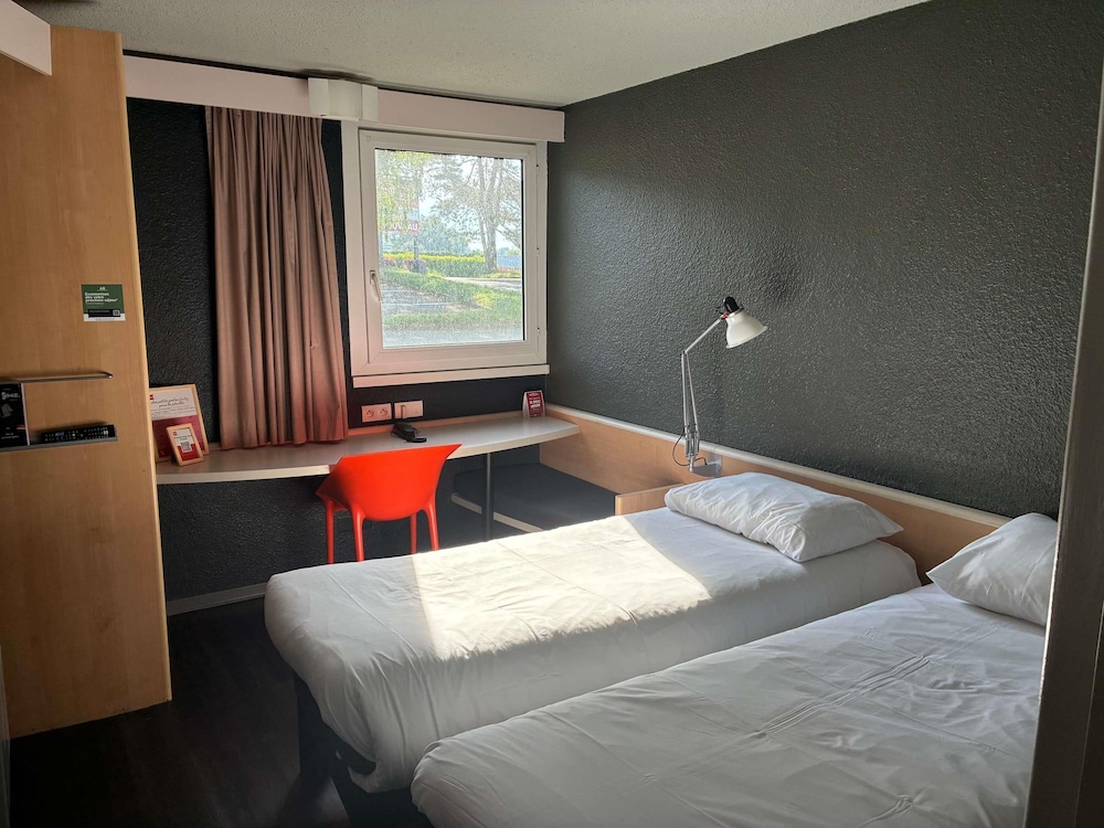 Ibis Lorient 11/50