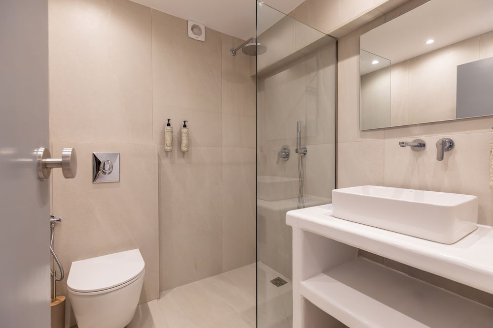 Villa Konstantin Rooms & Suites 47/48