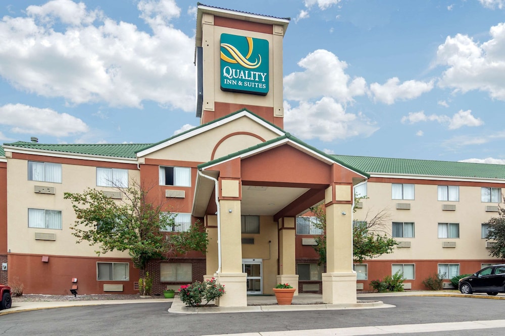 Spark by Hilton Lakewood Denver Southwest 2/54