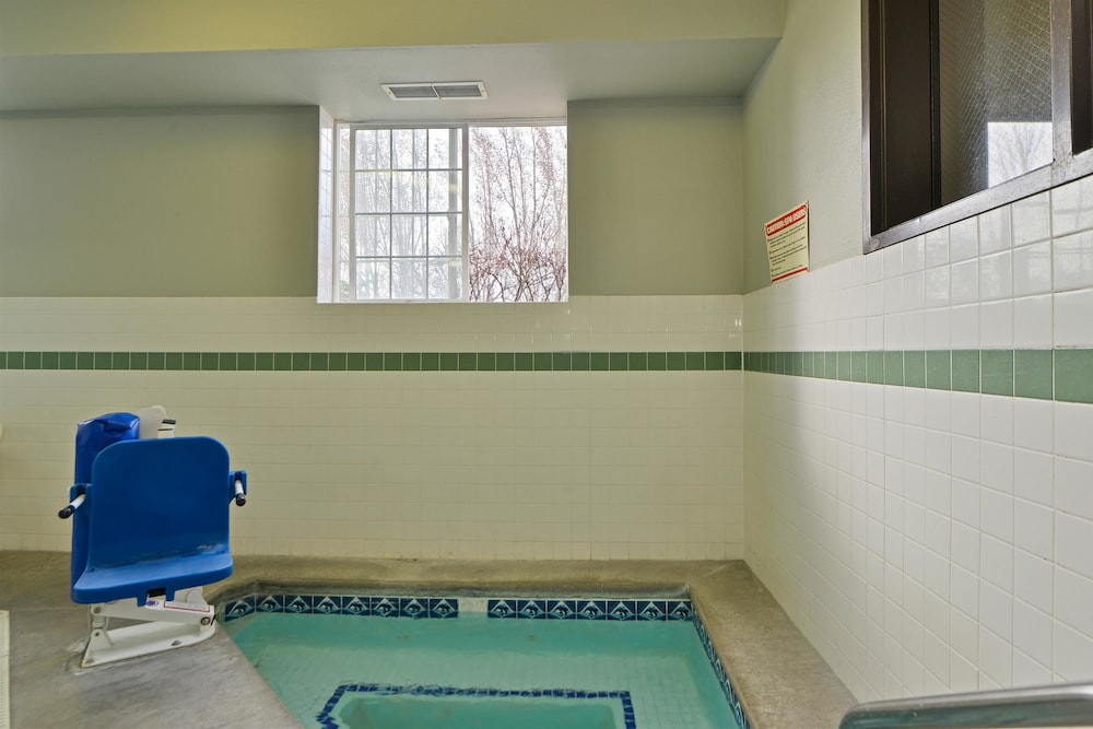 Motel6 Meridian, ID - Boise W 25/30