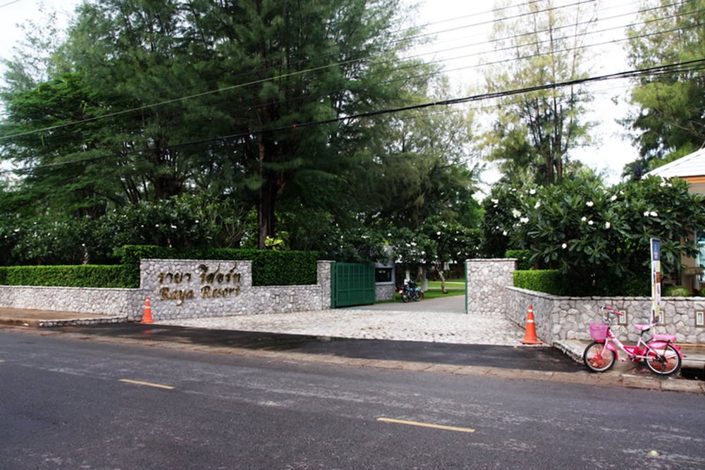 Raya Resort Beach front - The Most Green Resort in Cha-am 62/73