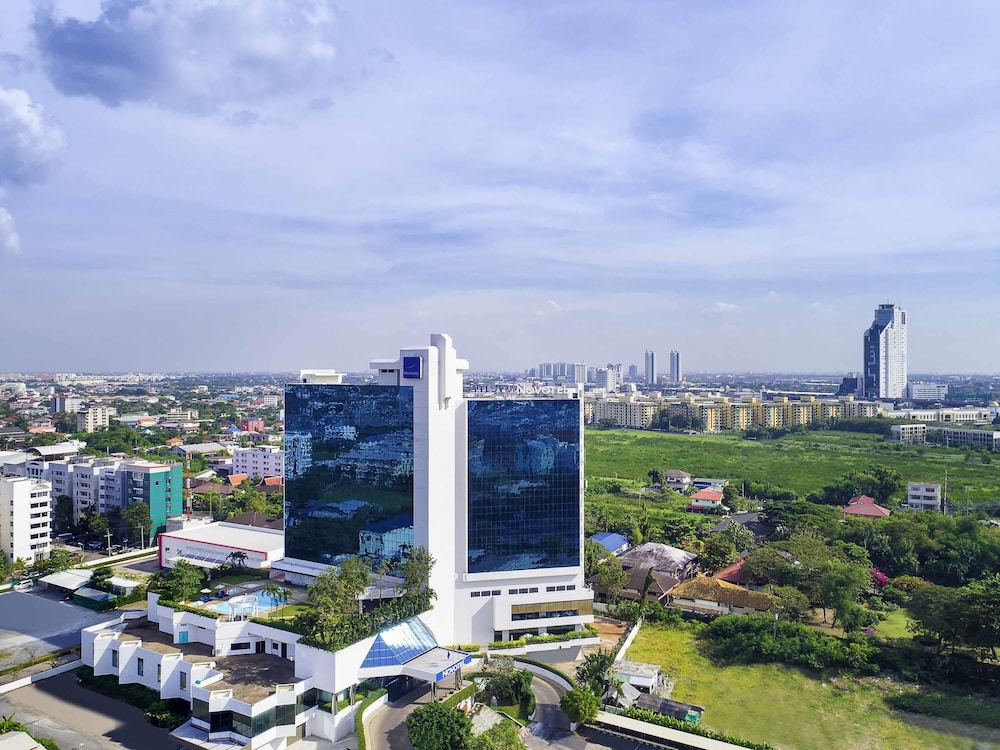 Novotel Bangkok Bangna 69/74
