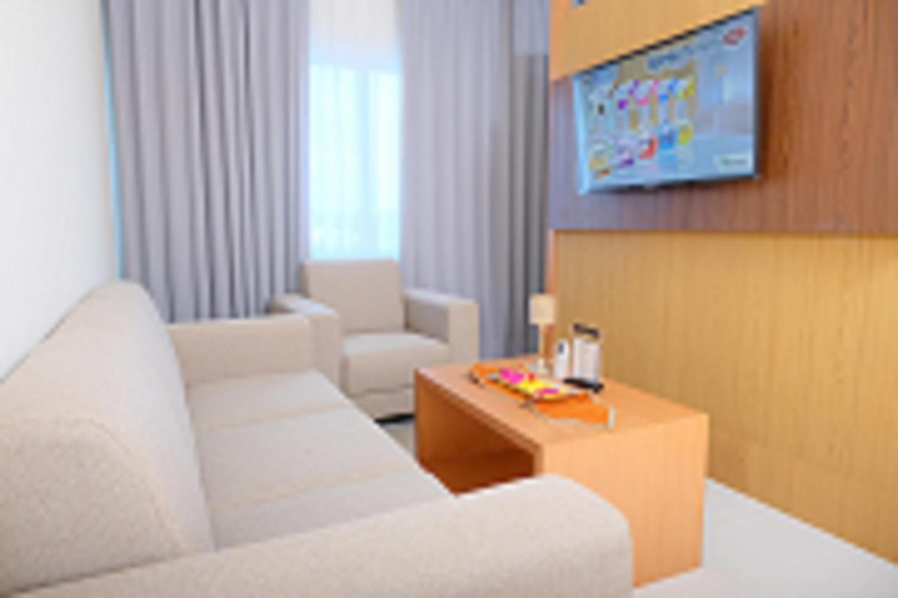 Azana Asia Hotel Cilacap 25/38