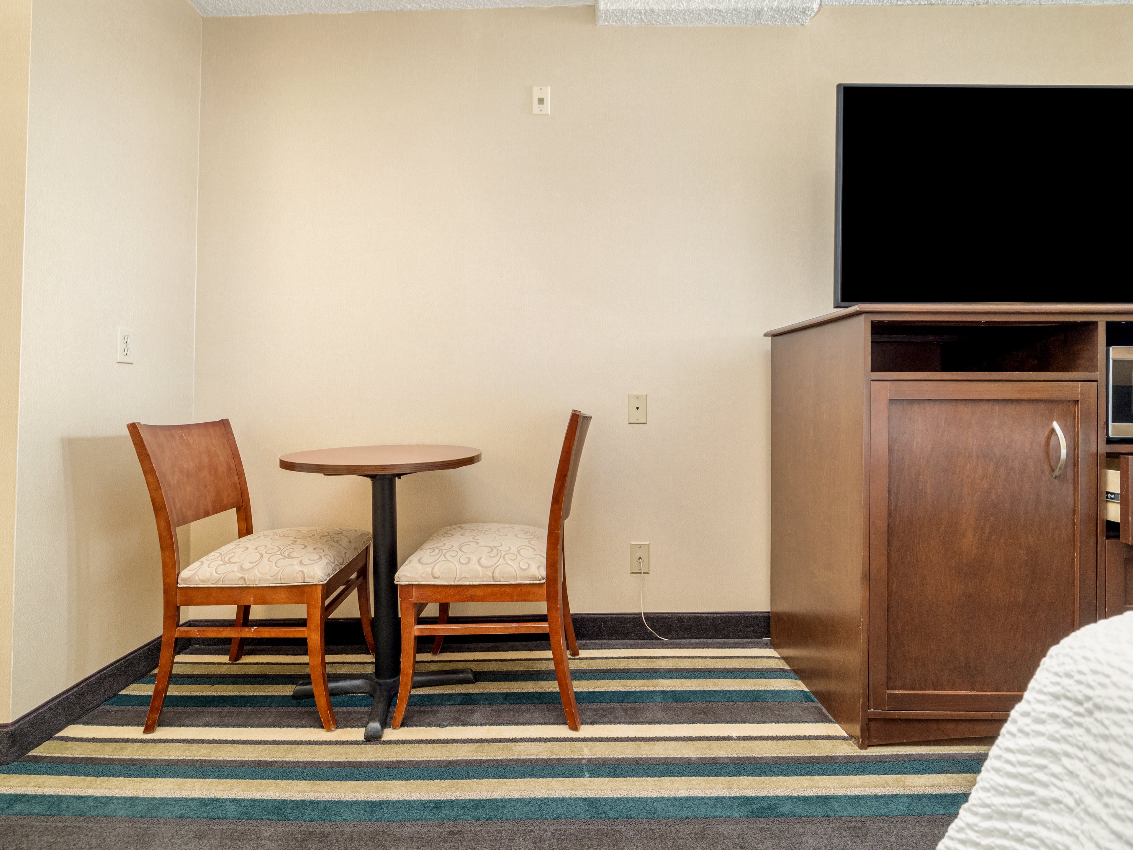 Holiday Inn Conference Ctr Edmonton South 63/72