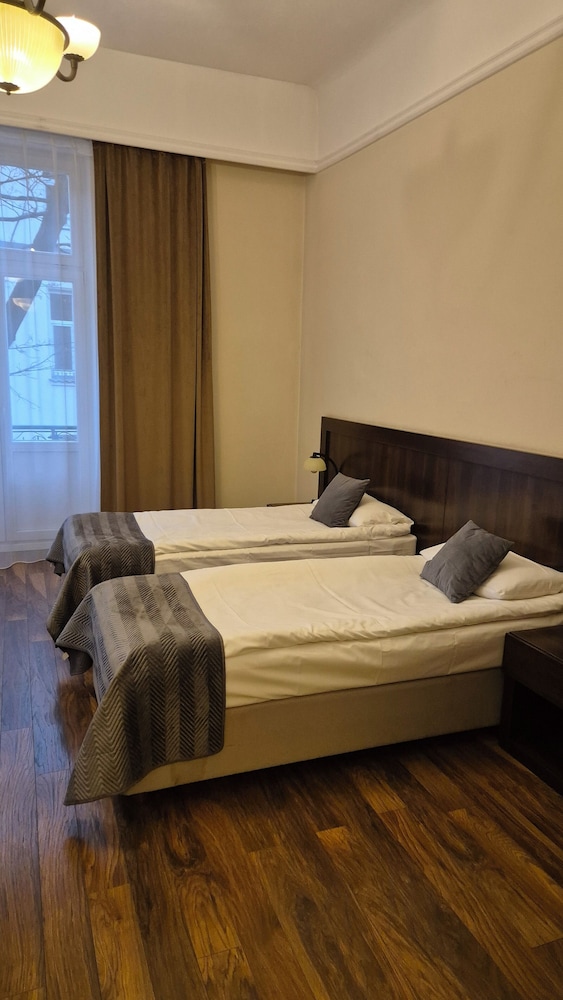Z Balcony, Deluxe, Apartment, 3 Beds, Sofa