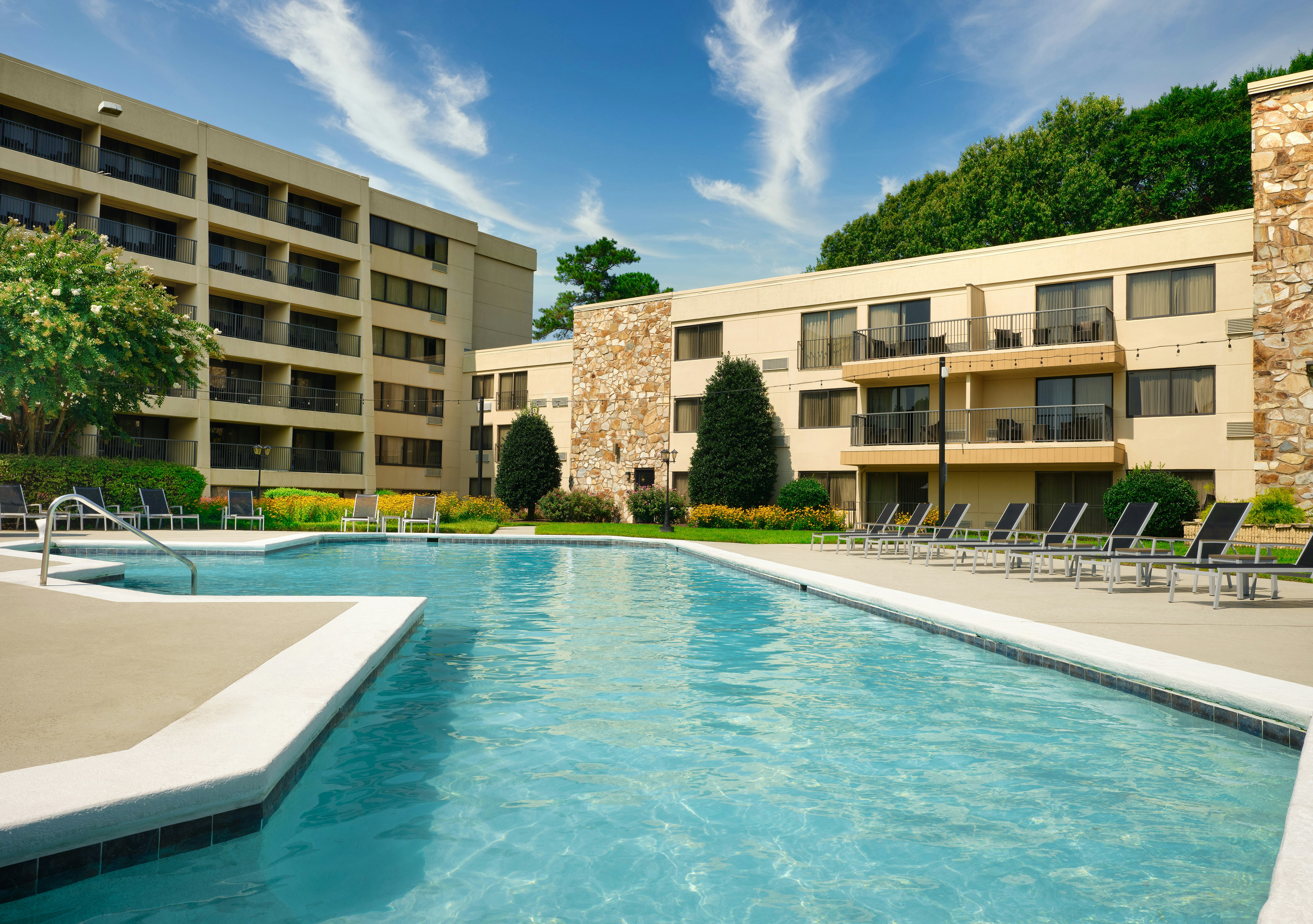 DoubleTree by Hilton Williamsburg 45/46