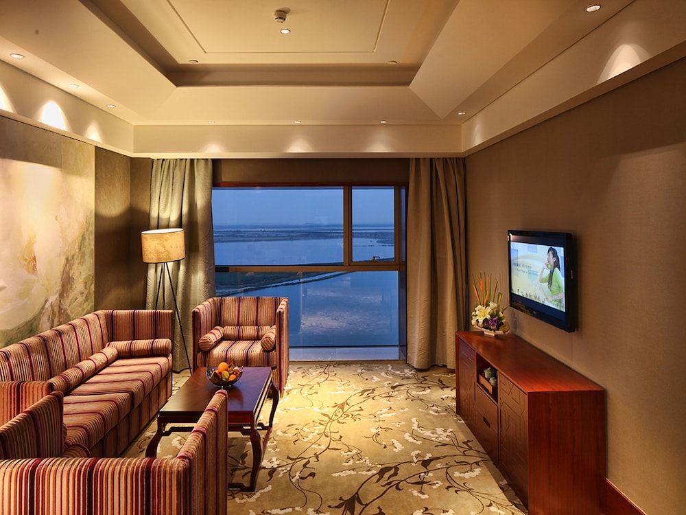 Grand Skylight International Hotel Gongqingcheng 19/24