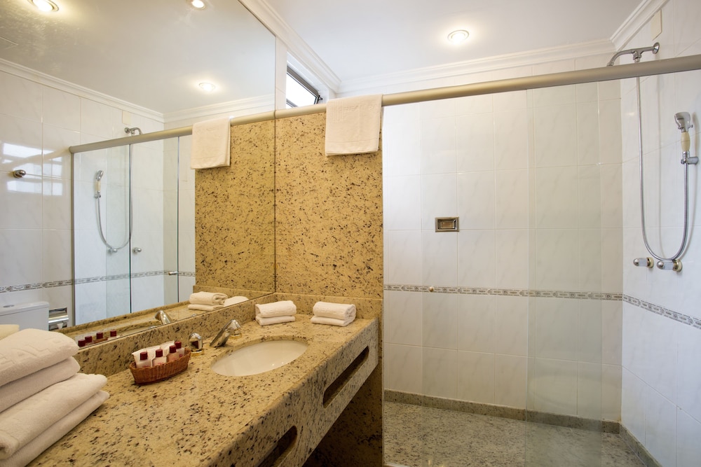 Residencial Sausalito 40/40