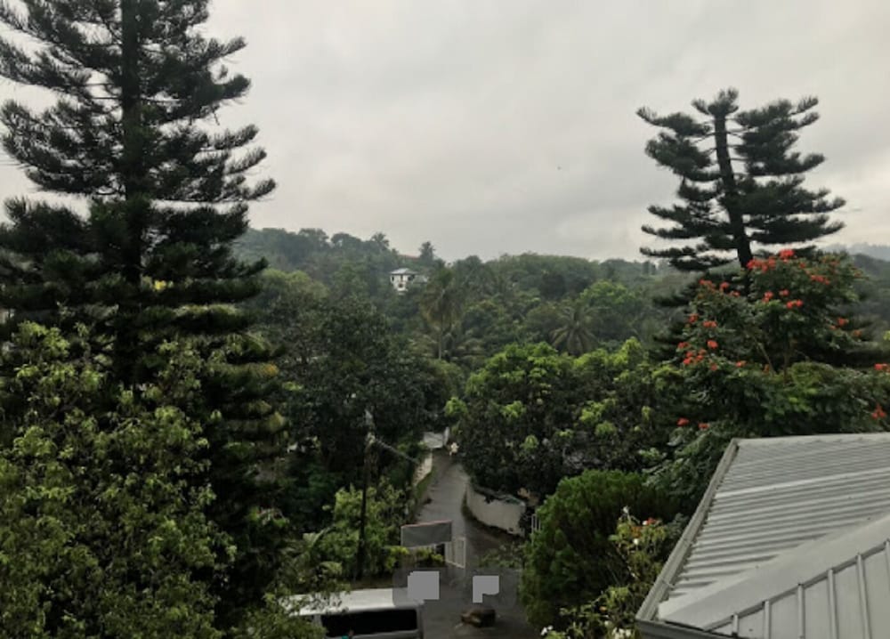 Layathraa Hotel And Restaurant 55/62