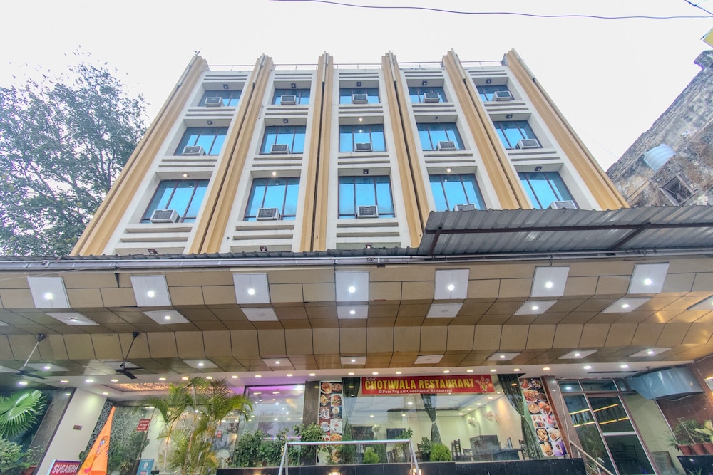 Hotel Raj Mandir 1/44