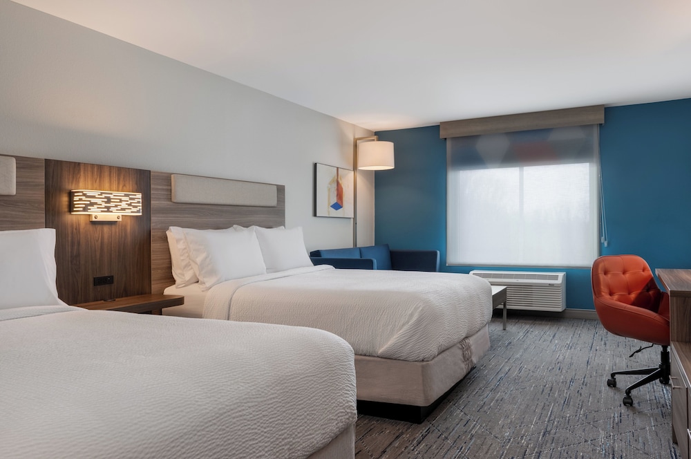 Holiday Inn Express & Suites Westfield Indianapolis by IHG, Westfield 15/50