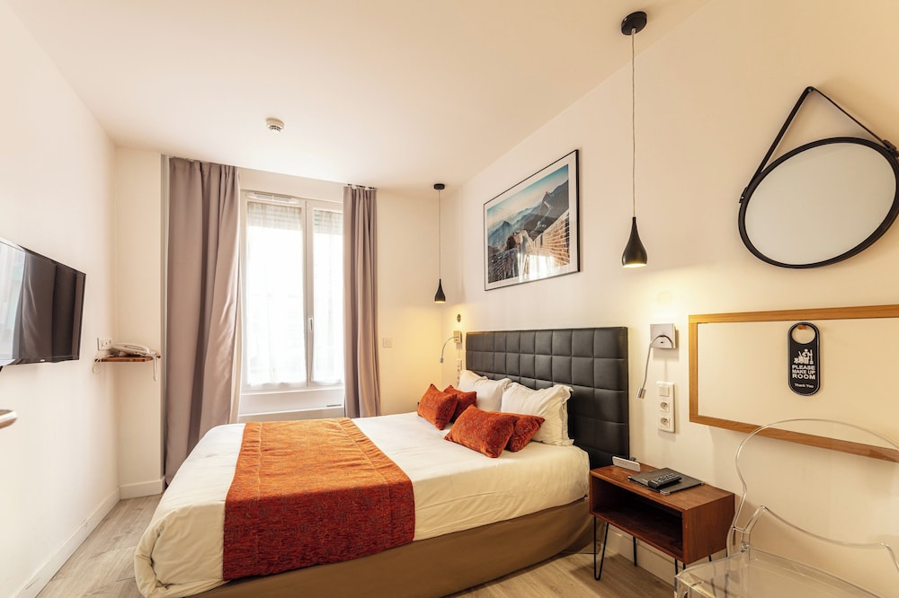 SUPERIOR, DOUBLE BED