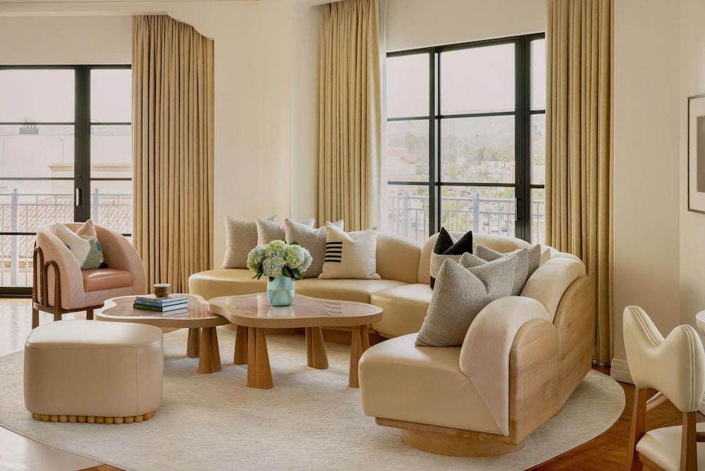 The Maybourne Beverly Hills 26/49