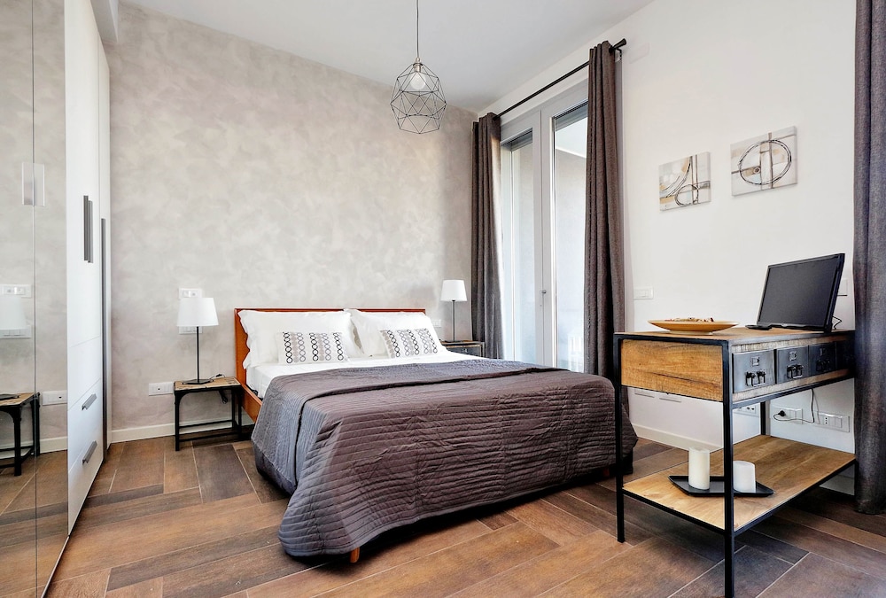 Delizioso Monolocale a Testaccio 6/29