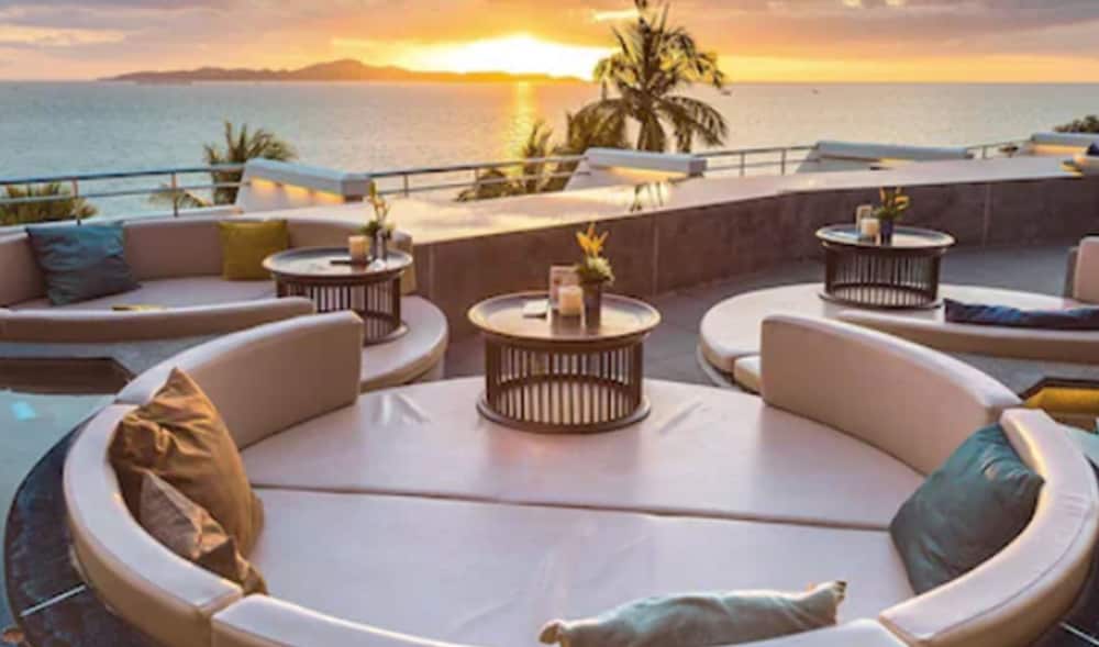 ROYAL CLIFF BEACH TERRACE 50/74
