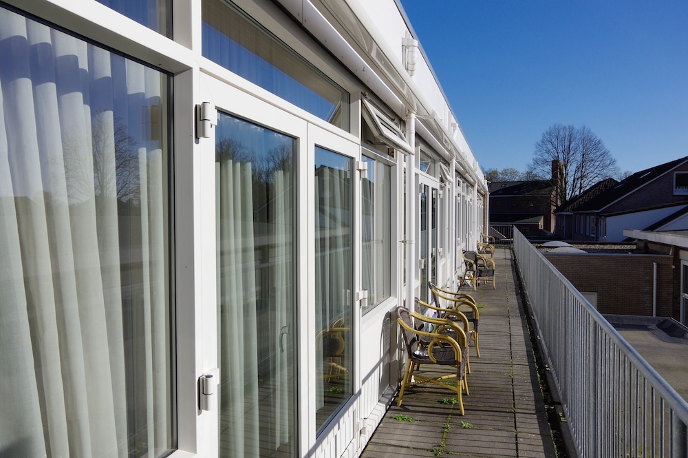 Hotel Van Saaze 6/50