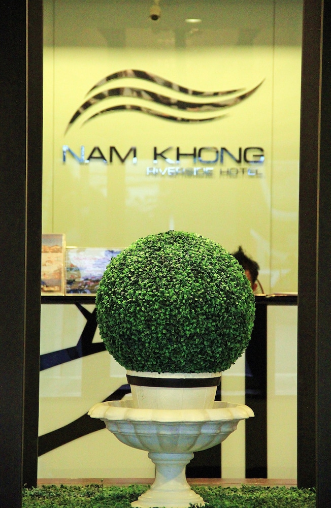 Namkhong Riverside 23/40