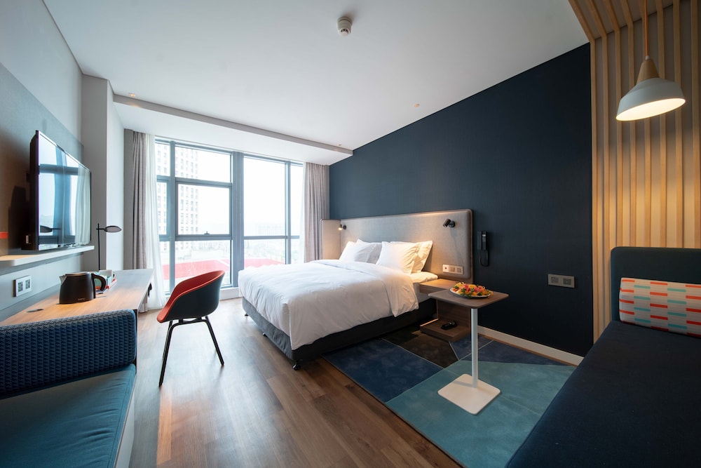 Holiday Inn Express Huaibei City Center 17/58