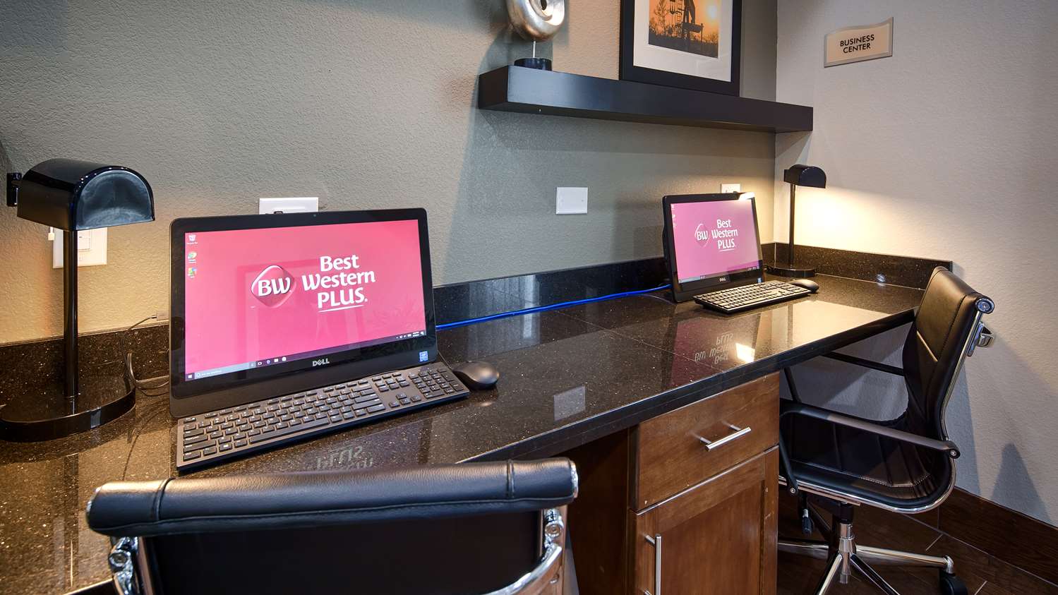 Best Western Plus Denver City Hotel and Suites 29/33