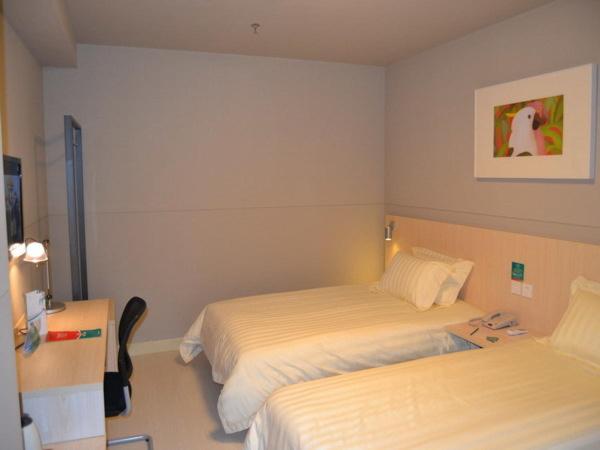 Jinjiang Inn (Nanchang Bayi Square, Yongshu Road Metro Station) 22/51