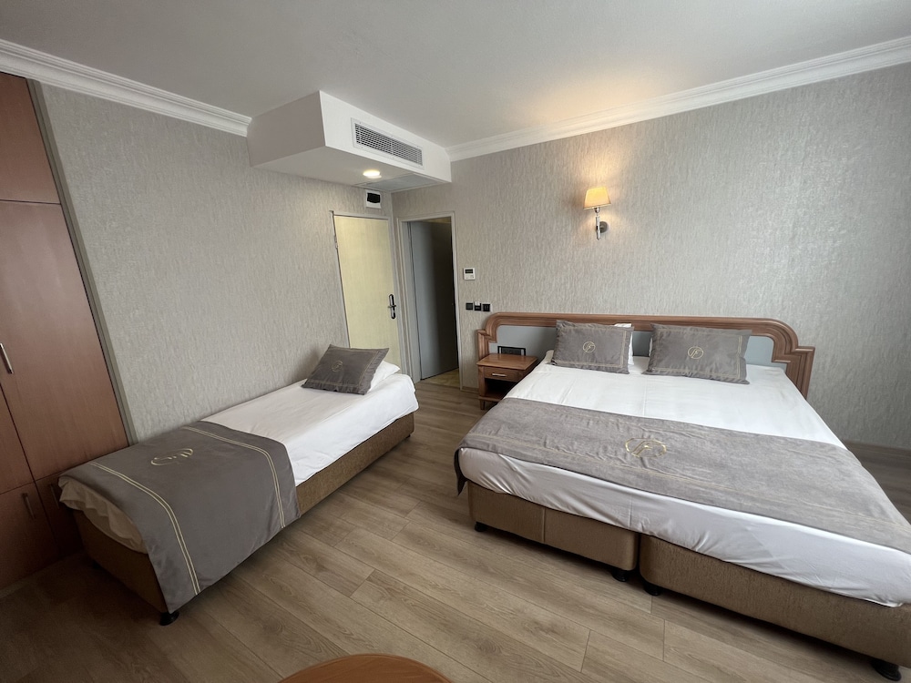 Fuar Hotel 10/50