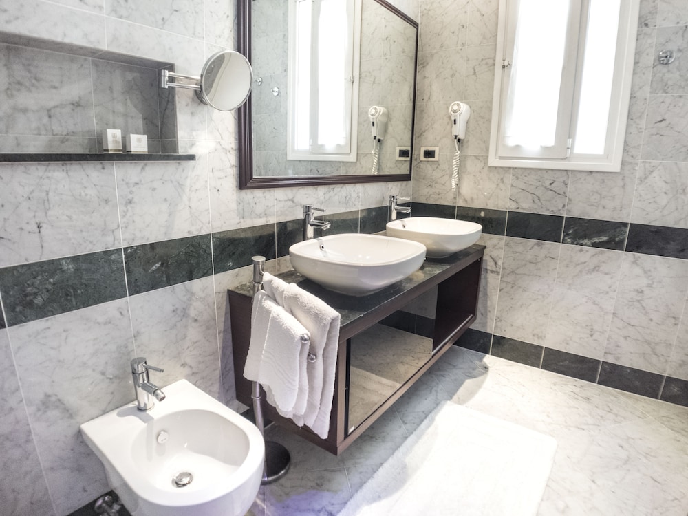 Hotel Aurora Terme 63/65