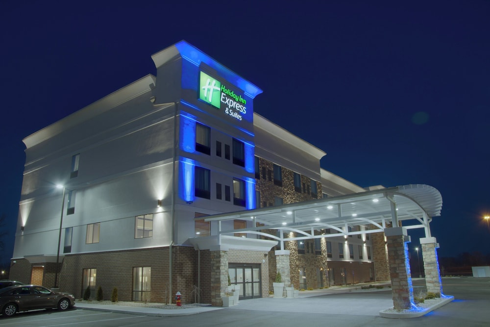 HOLIDAY INN EXPRESS SUITES SIDNEY 4/60