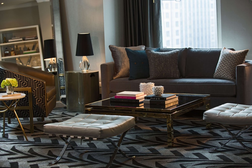 The Allegro Royal Sonesta Hotel Chicago Loop 43/64